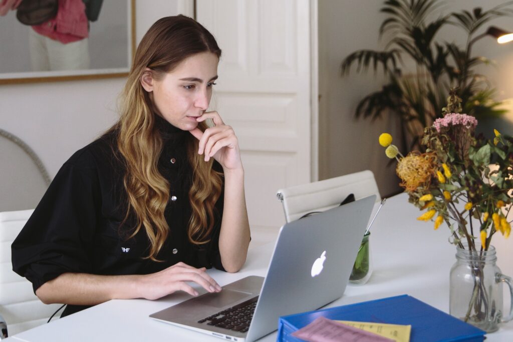 Hoe maak ik een factuur op?